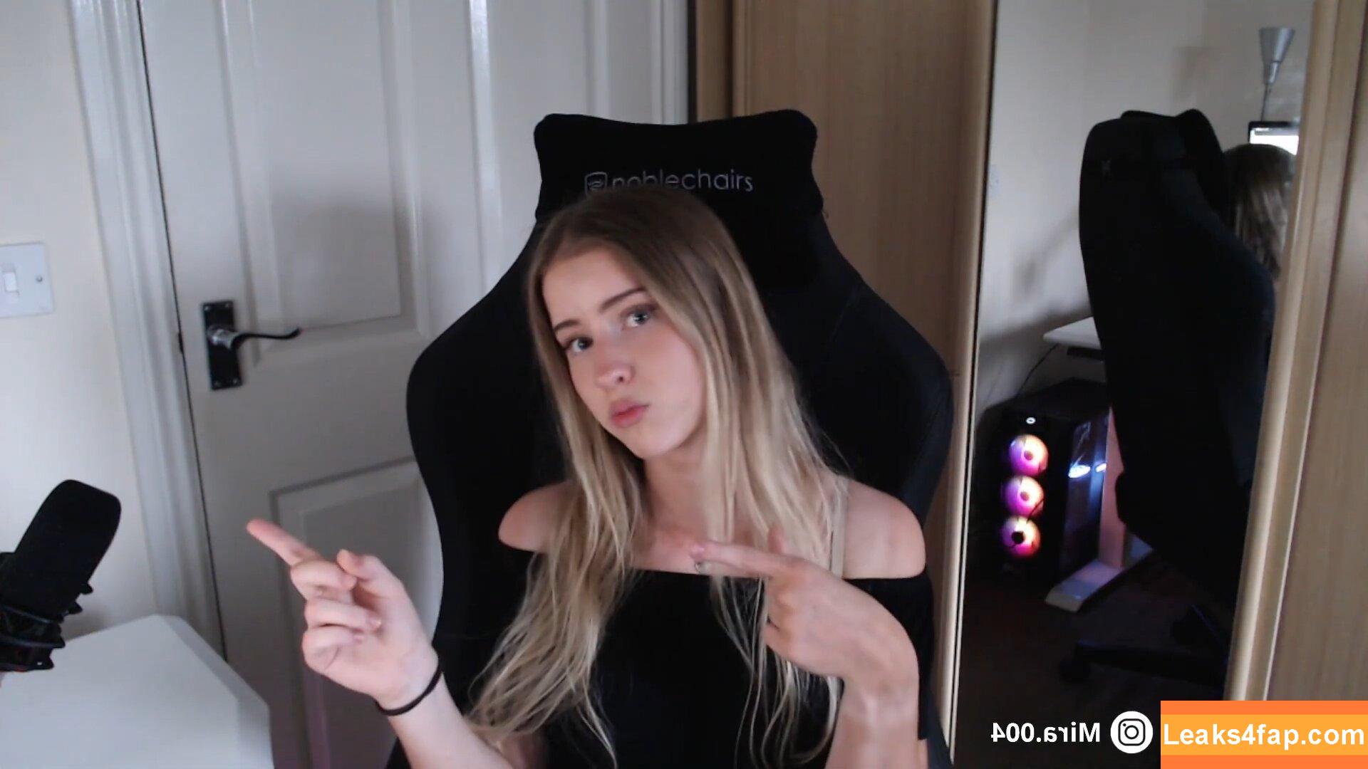 Mira.004 / model_mira leaked photo photo #1720