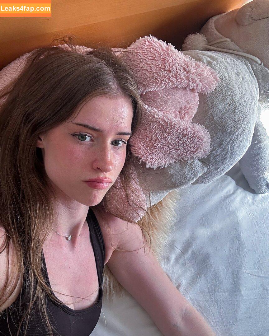 Mira.004 / model_mira leaked photo photo #1764