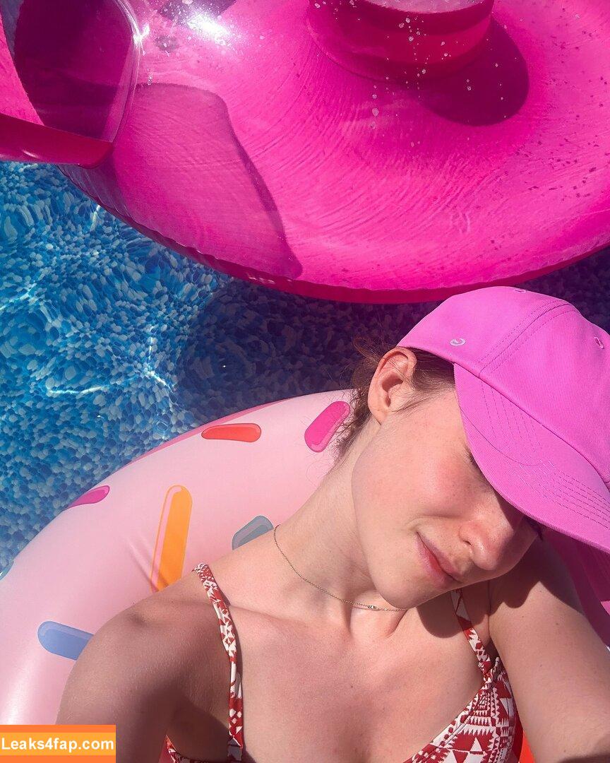 Mira.004 / model_mira leaked photo photo #1765