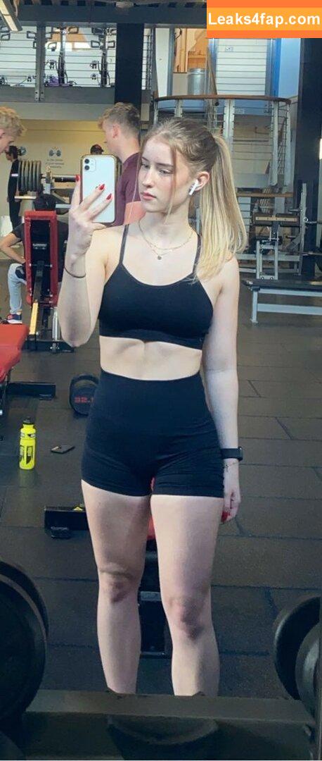 Mira.004 / model_mira leaked photo photo #2092