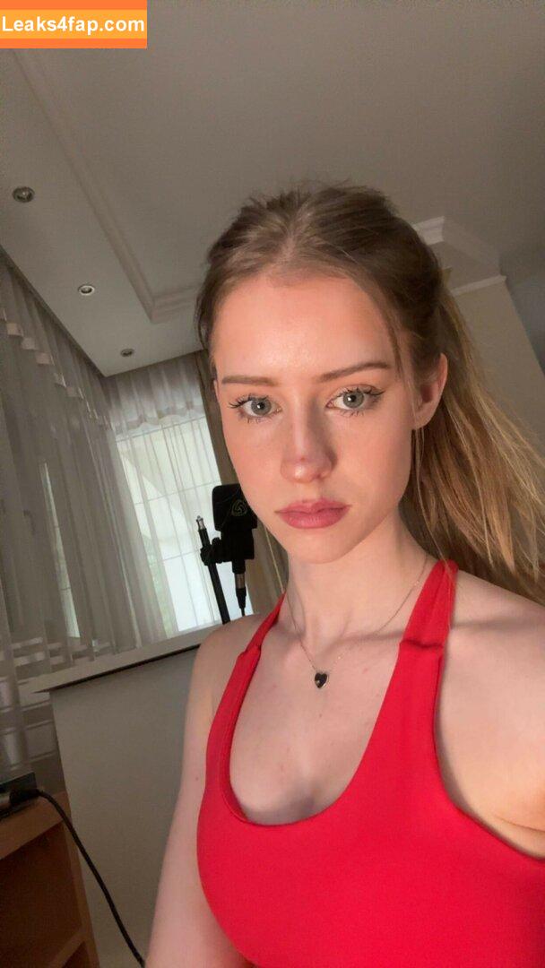 Mira.004 / model_mira leaked photo photo #2114