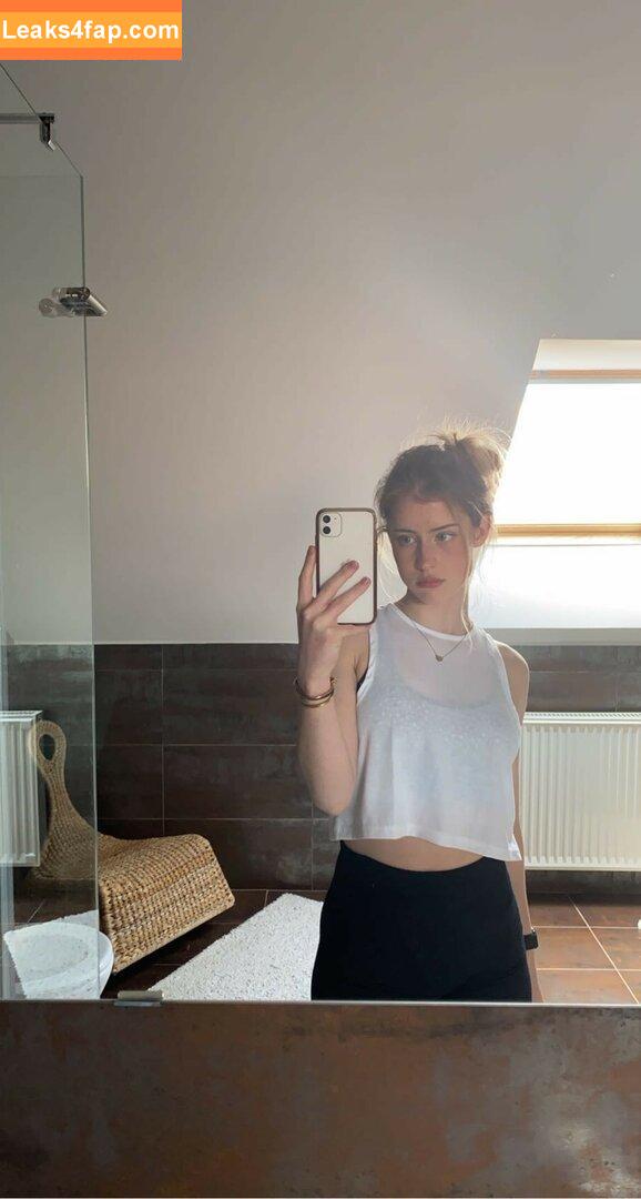 Mira.004 / model_mira leaked photo photo #2117