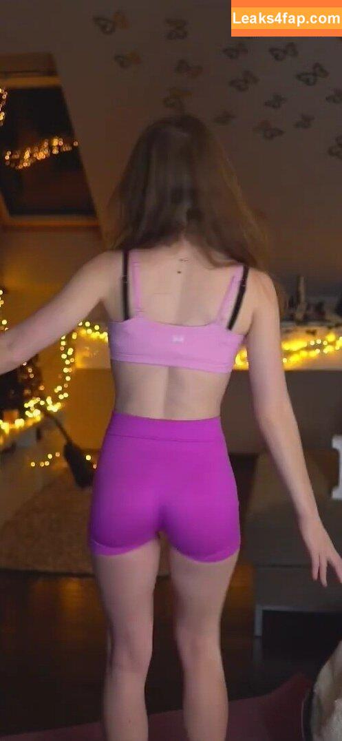 Mira.004 / model_mira leaked photo photo #2472