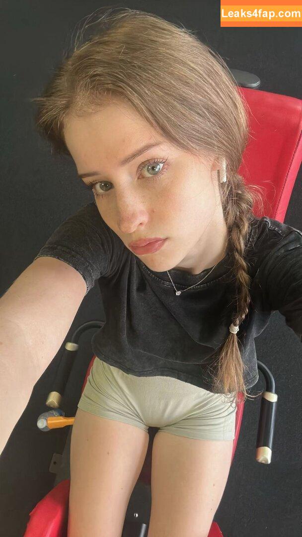 Mira.004 / model_mira leaked photo photo #2509