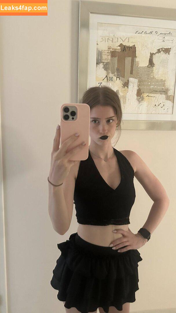 Mira.004 / model_mira leaked photo photo #2635