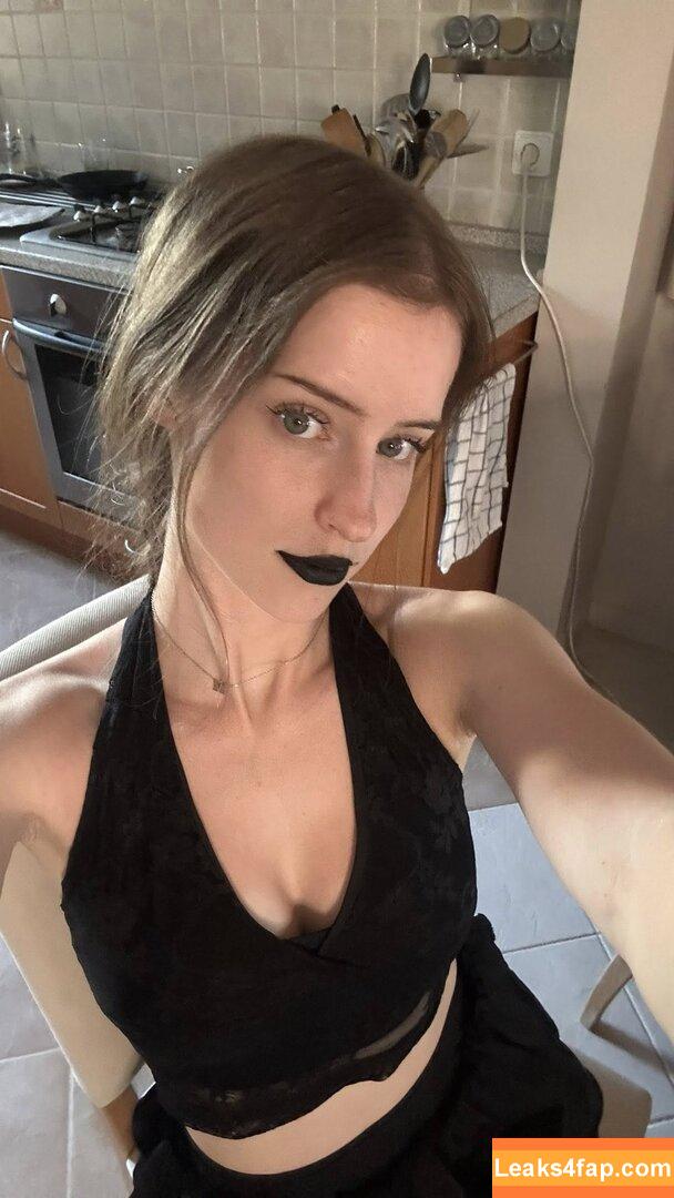 Mira.004 / model_mira leaked photo photo #2637