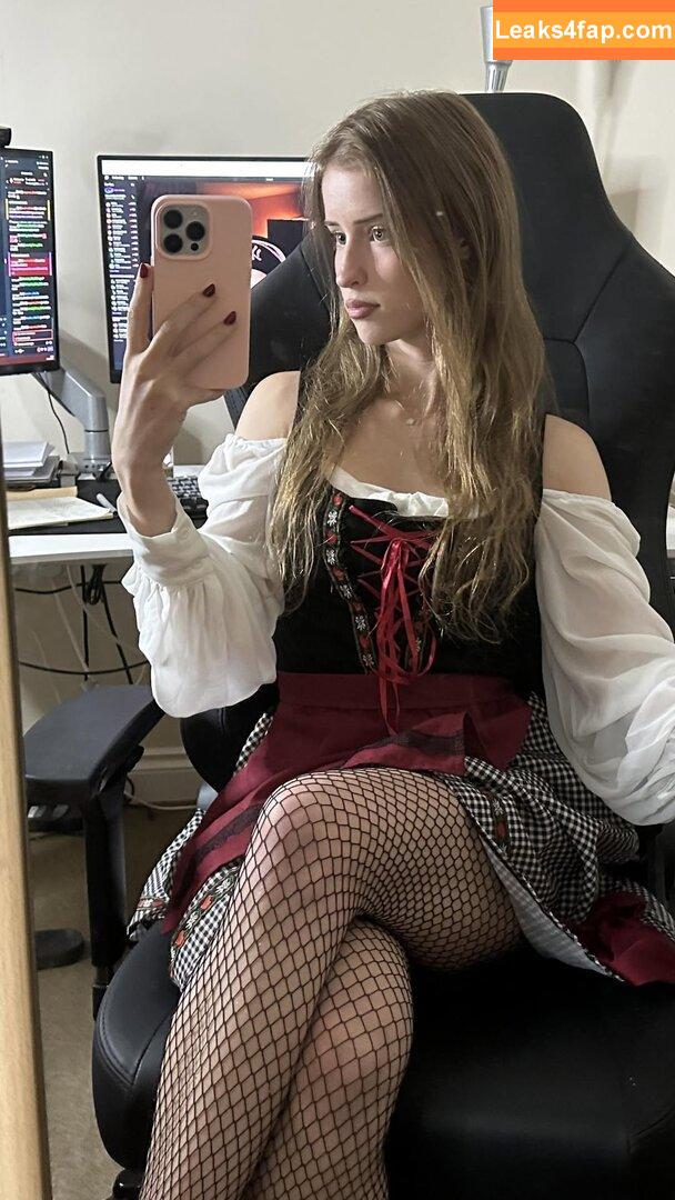 Mira.004 / model_mira leaked photo photo #2681