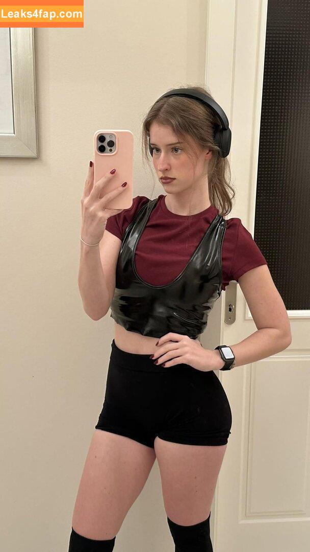 Mira.004 / model_mira leaked photo photo #2684