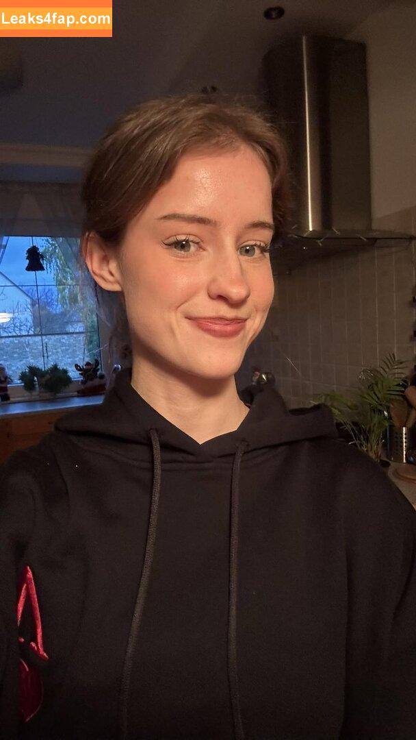 Mira.004 / model_mira leaked photo photo #2693