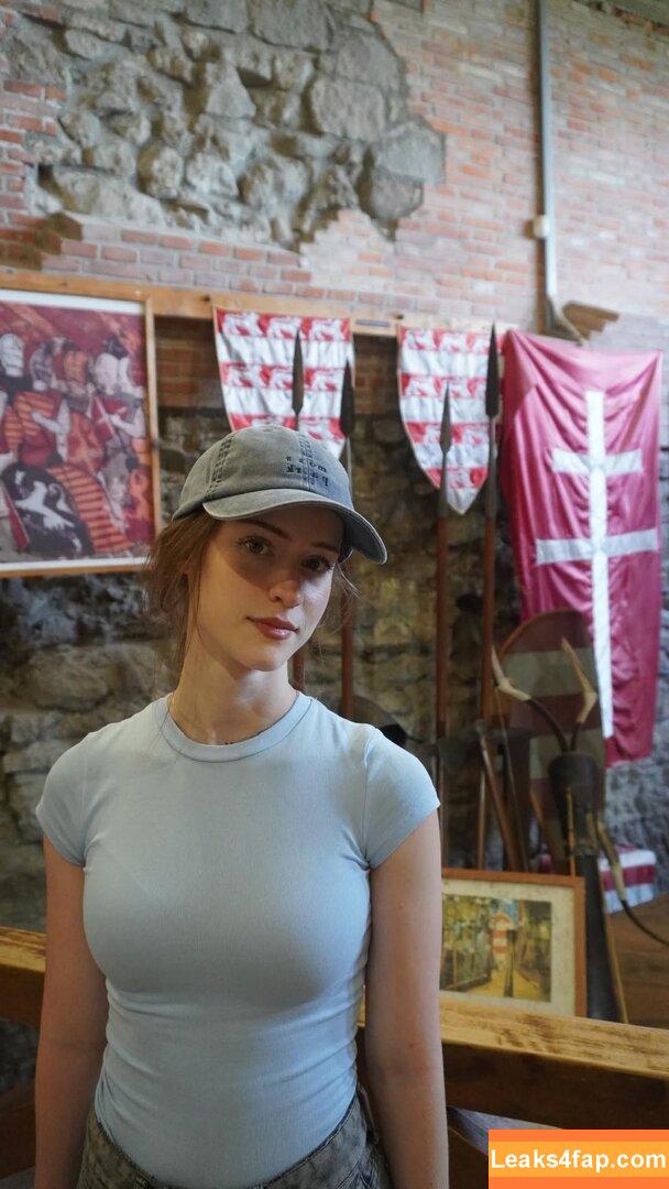 Mira.004 / model_mira leaked photo photo #2795