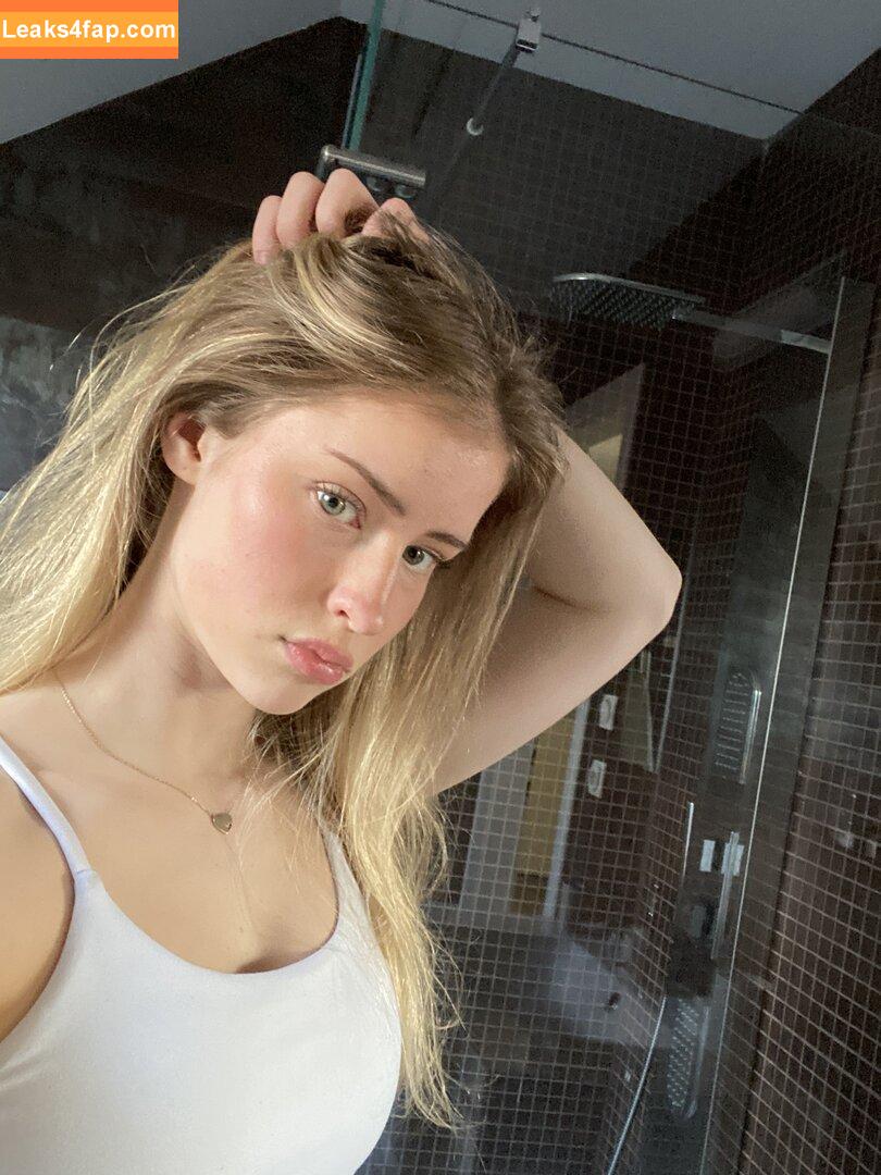 Mira.004 / model_mira leaked photo photo #2810