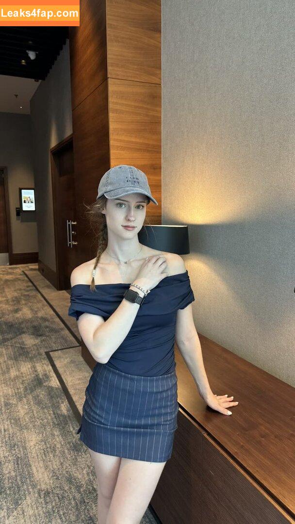 Mira.004 / model_mira leaked photo photo #2817