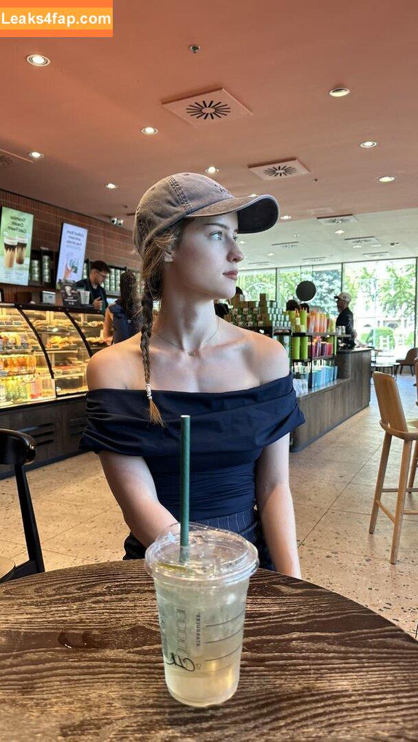 Mira.004 / model_mira leaked photo photo #2832