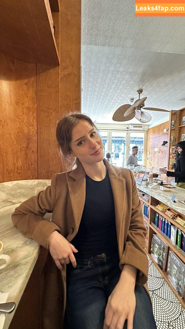 Mira.004 / model_mira leaked photo photo #2852