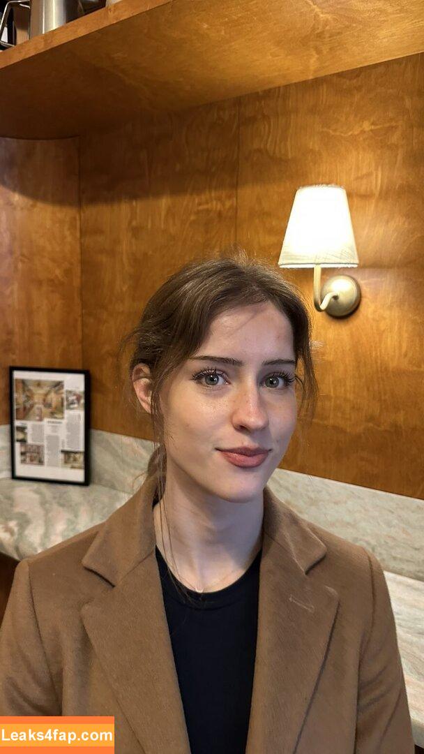 Mira.004 / model_mira leaked photo photo #2854