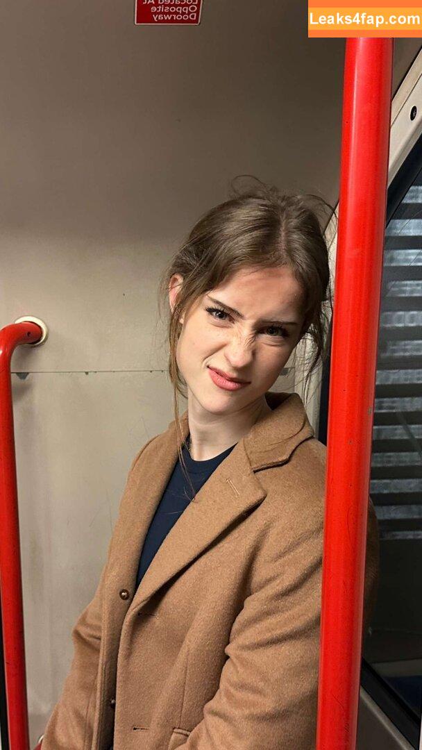 Mira.004 / model_mira leaked photo photo #2857