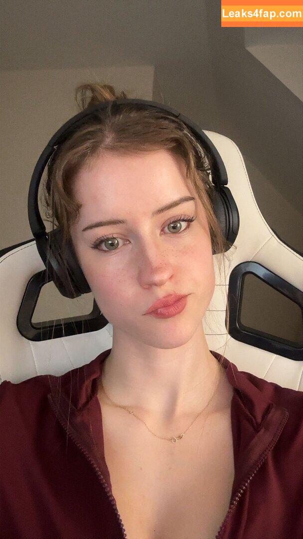 Mira.004 / model_mira leaked photo photo #2861