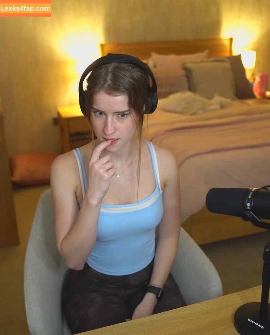 Mira.004 / model_mira leaked photo photo #2876