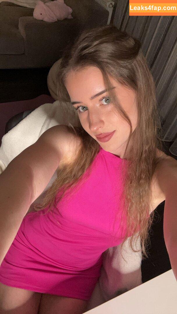 Mira.004 / model_mira leaked photo photo #2913