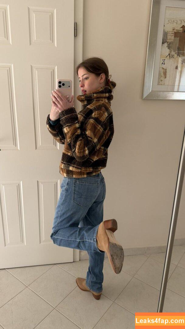 Mira.004 / model_mira leaked photo photo #2916