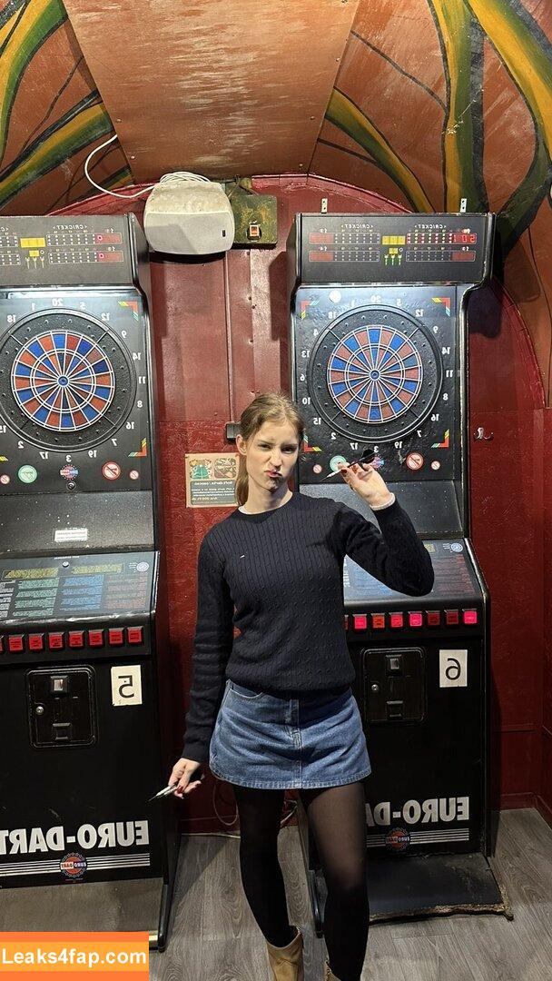 Mira.004 / model_mira leaked photo photo #2924