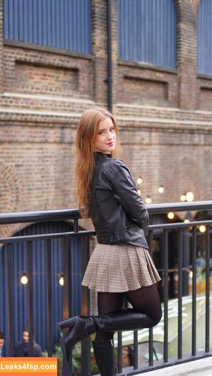 Mira.004 photo #2673