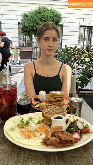 Mira.004 photo #2698