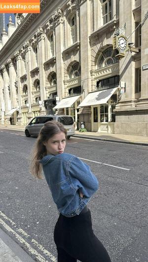 Mira.004 photo #2702