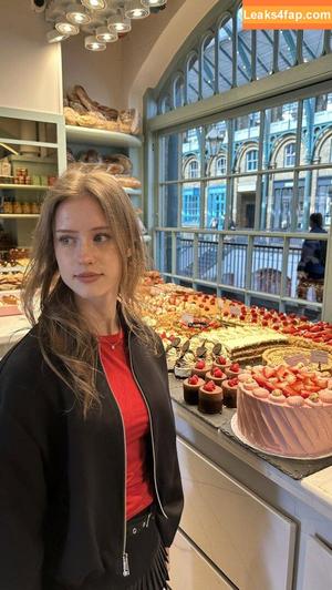 Mira.004 photo #2737