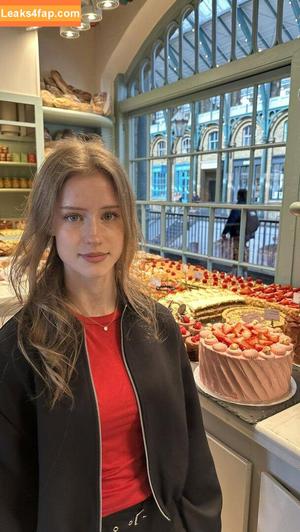 Mira.004 photo #2740