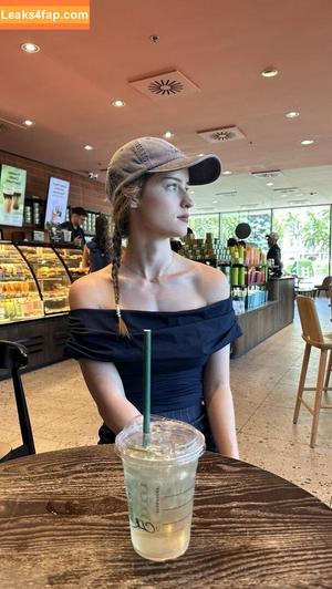 Mira.004 photo #2832