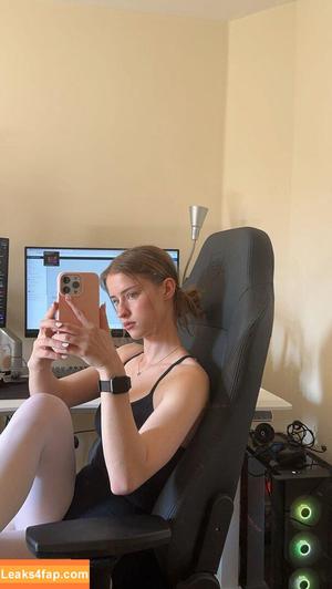 Mira.004 photo #2836