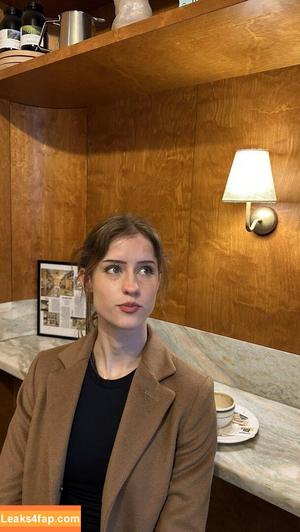 Mira.004 photo #2841