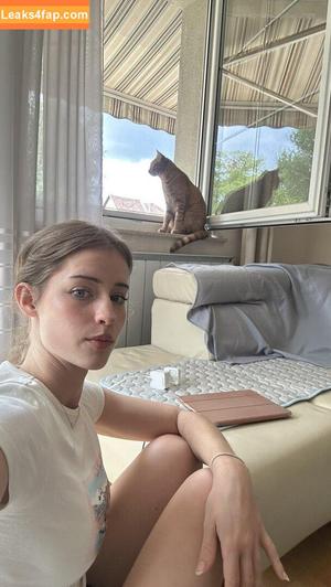 Mira.004 photo #2893