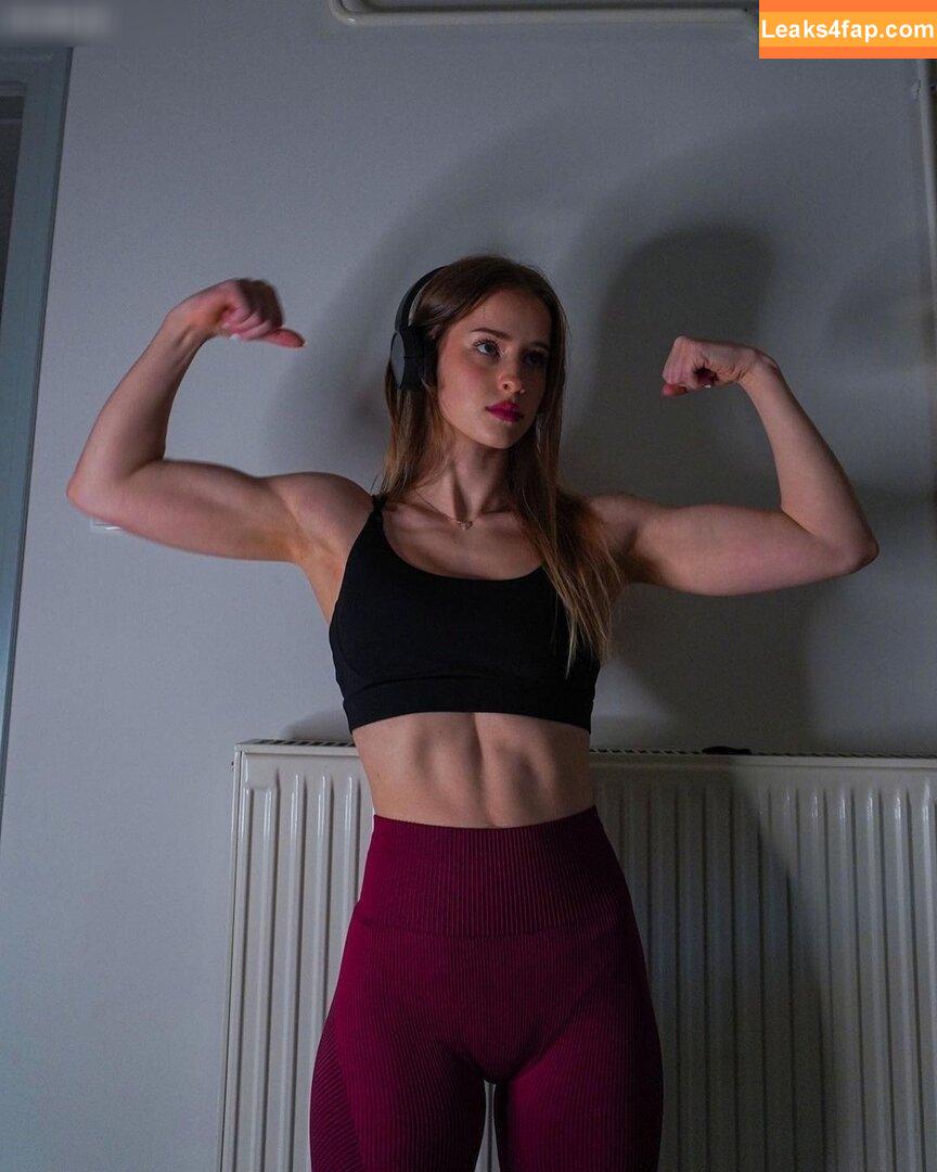 Mira Szalma / itsmira004 / mira.004 / mira.szalma leaked photo photo #0229