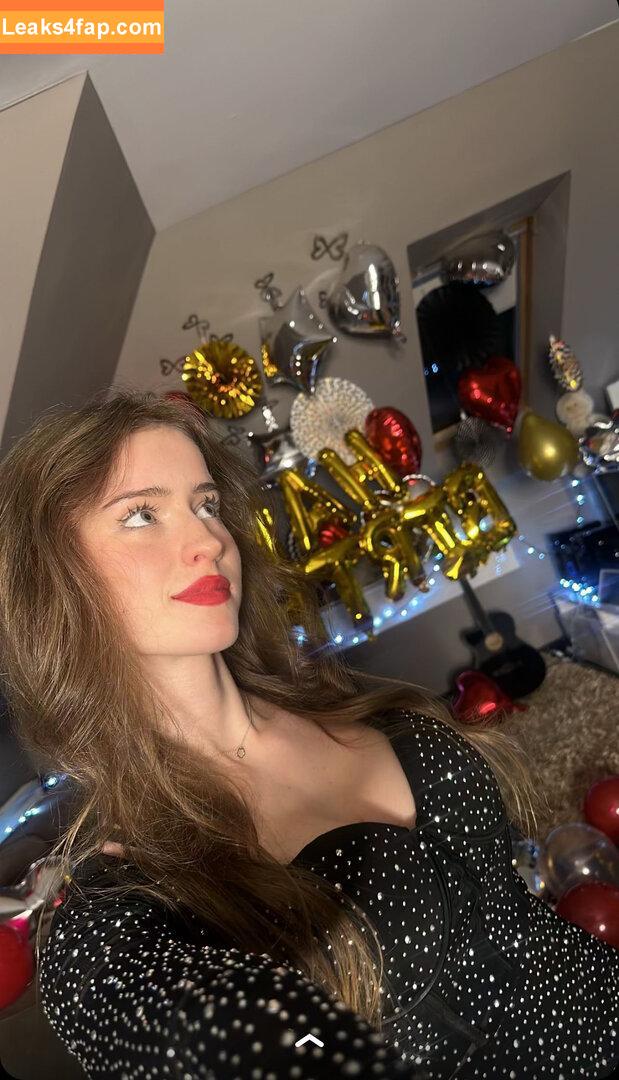 Mira Szalma / itsmira004 / mira.004 / mira.szalma leaked photo photo #0371