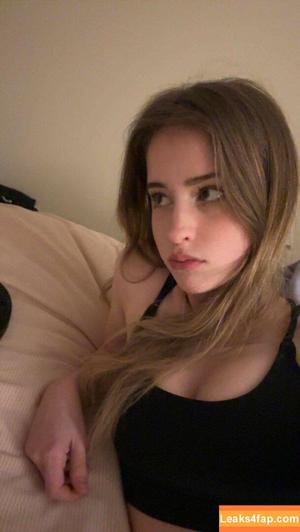 Mira Szalma photo #0113