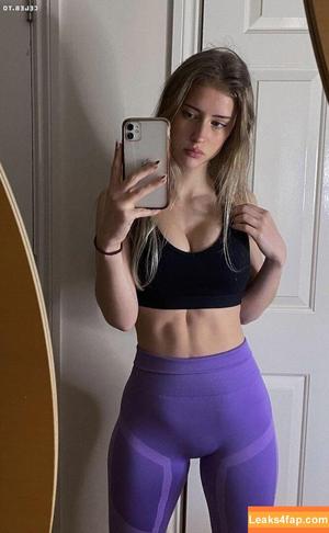 Mira Szalma photo #0159