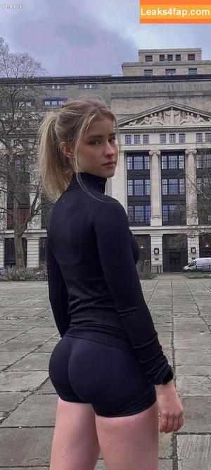 Mira Szalma photo #0160