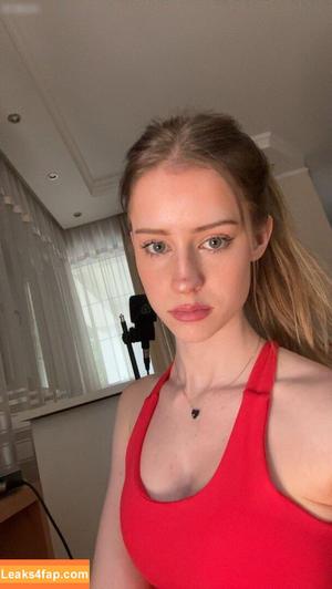 Mira Szalma photo #0259