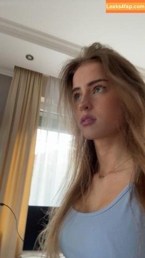Mira Szalma photo #0271