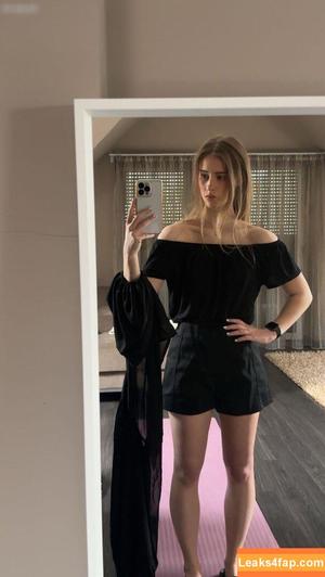Mira Szalma photo #0272