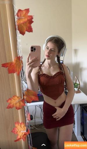 Mira Szalma photo #0323
