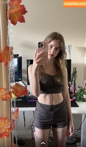 Mira Szalma photo #0332