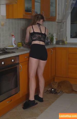 Mira Szalma photo #1101