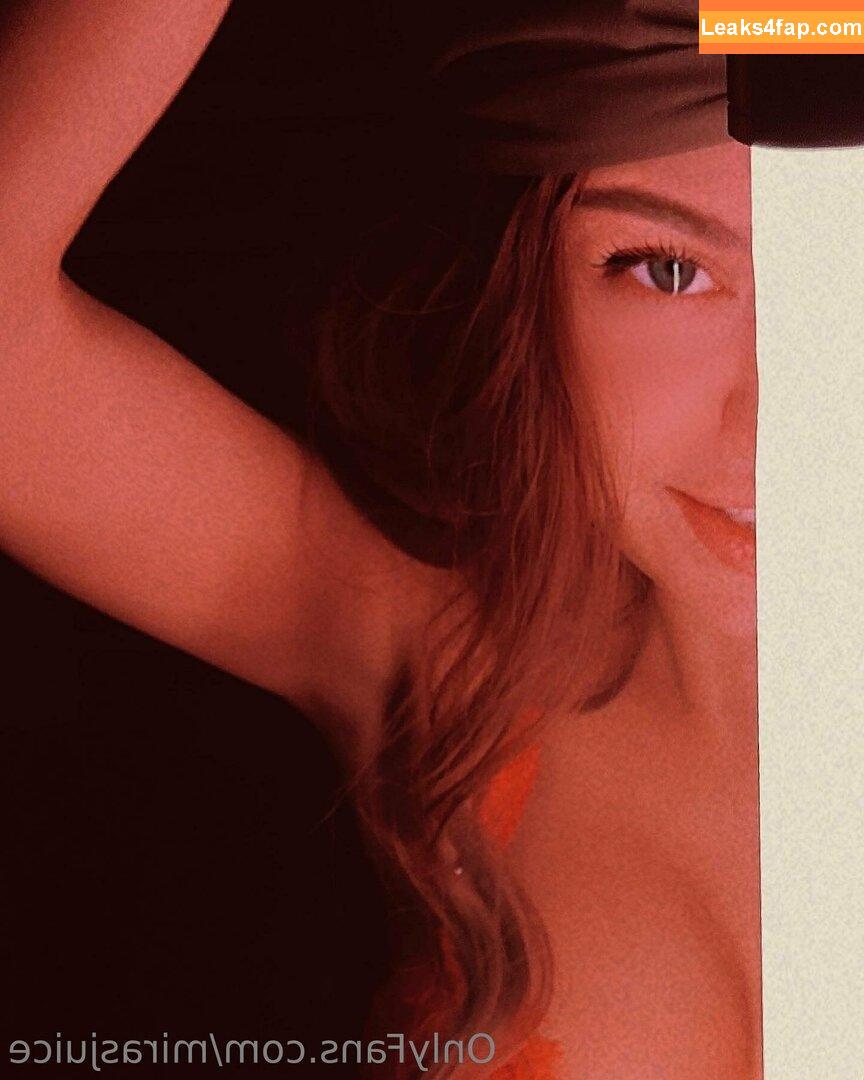 Mira / mira.004 / miranowhere / model_mira leaked photo photo #0035