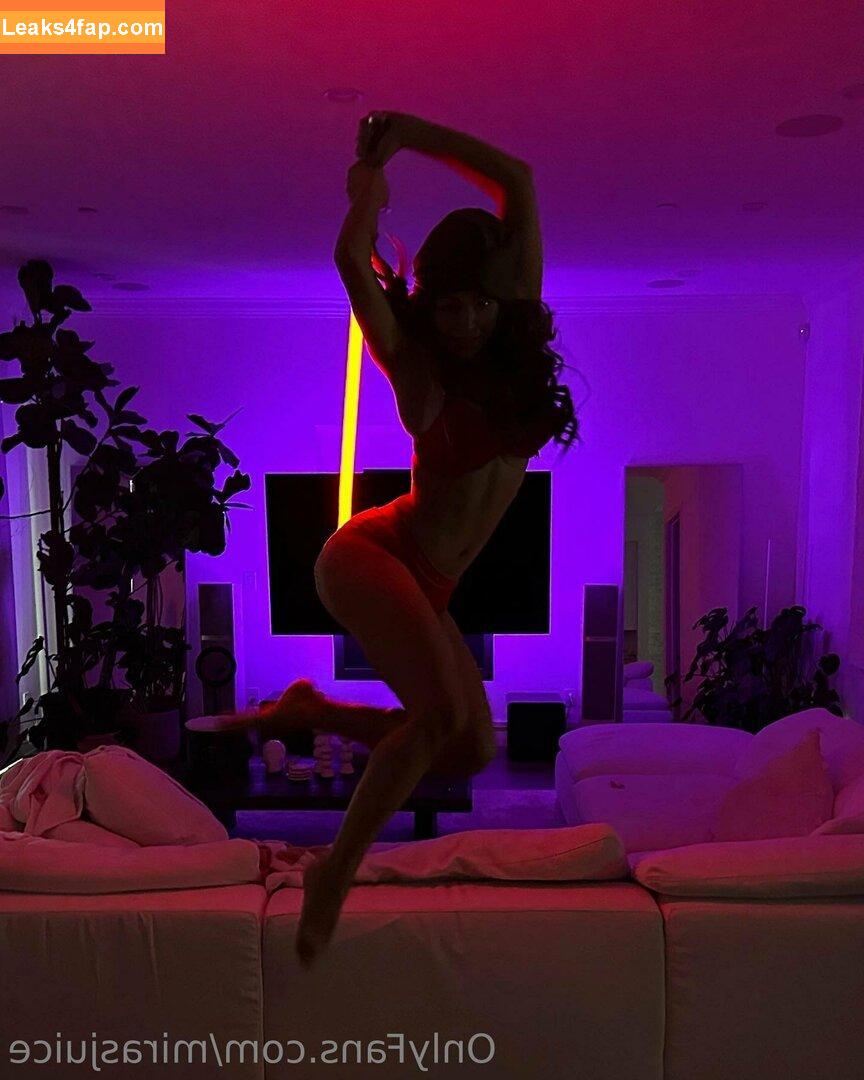 Mira / mira.004 / miranowhere / model_mira слитое фото фото #0036