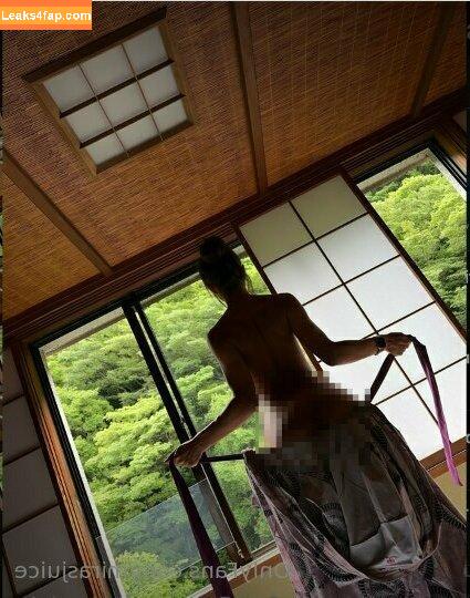 Mira / mira.004 / miranowhere / model_mira слитое фото фото #0054