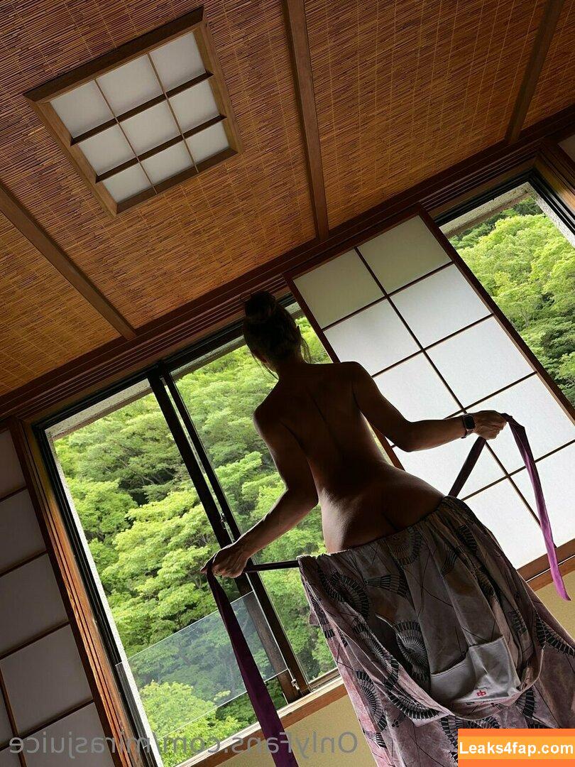 Mira / mira.004 / miranowhere / model_mira слитое фото фото #0056