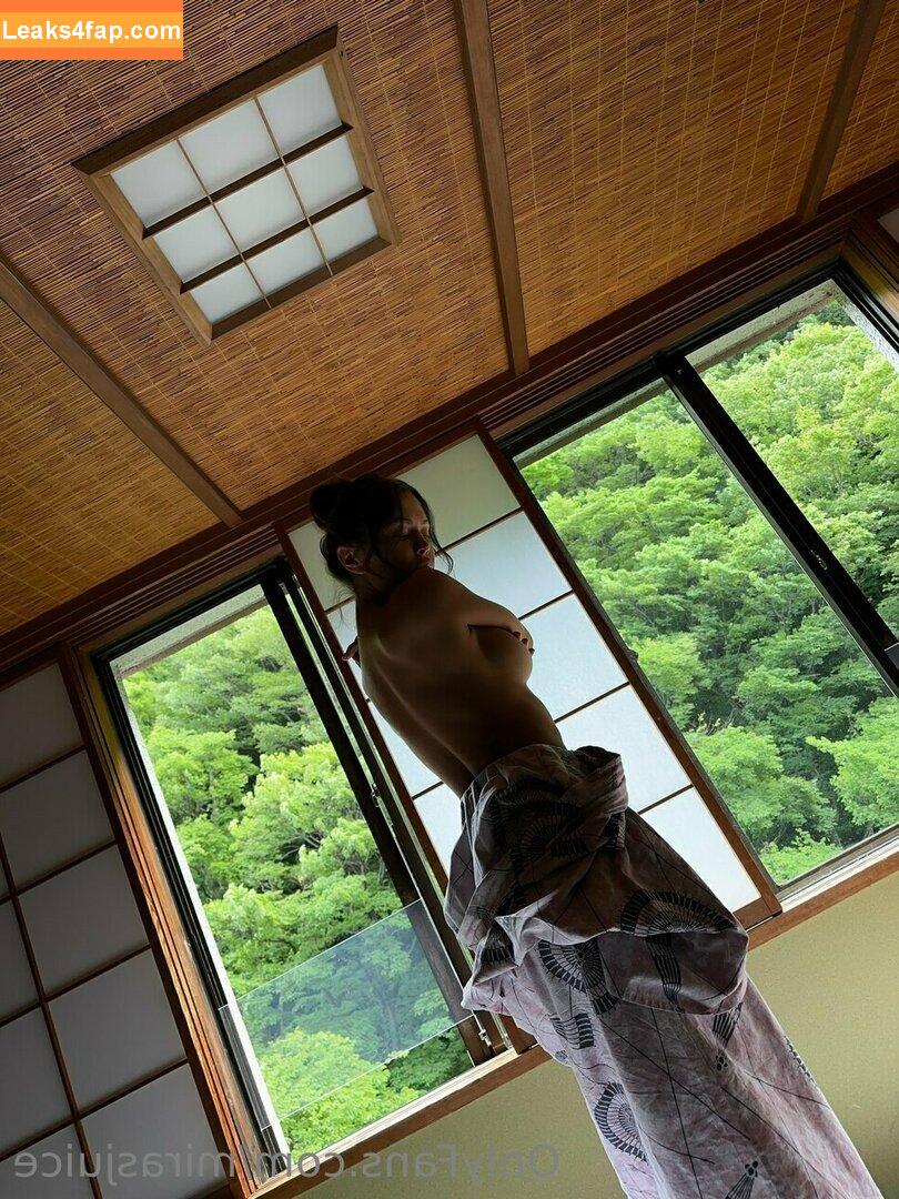 Mira / mira.004 / miranowhere / model_mira leaked photo photo #0058